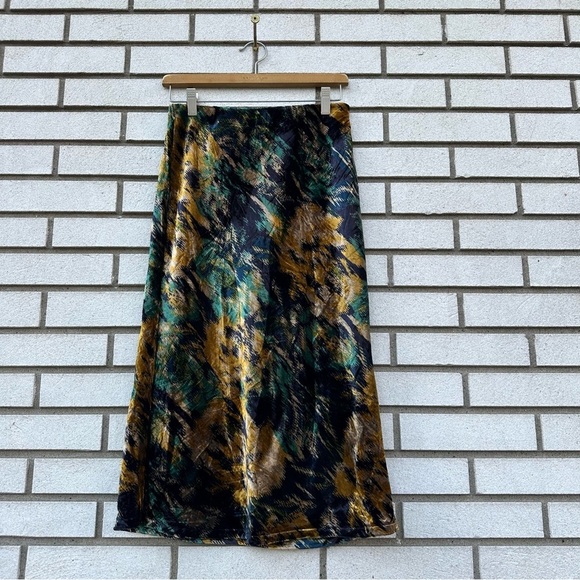 By Anthropologie The Tilda Velvet Slip Skirt Dar Turquoise Abstract - Picture 6 of 12